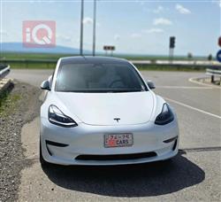 تسلا موديل 3